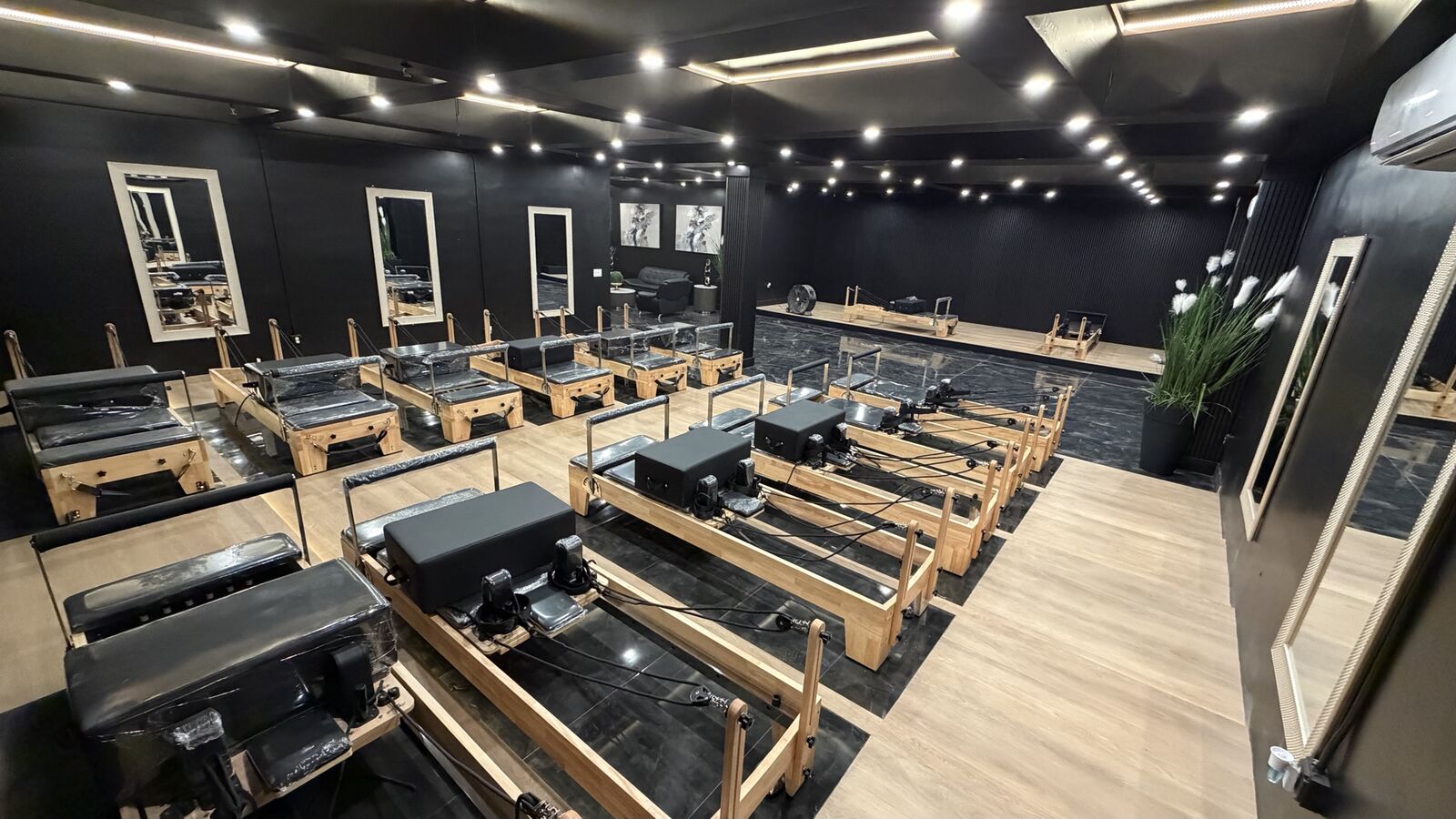 Reformer Pilates studio with 16 reformers
